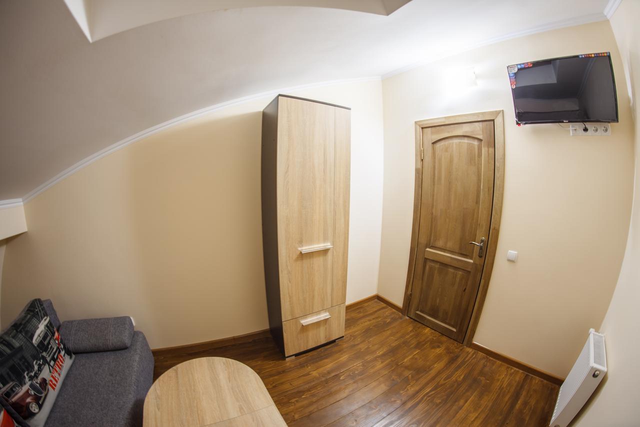 Panorama Apart-Hotel Kamianets-Podilskyi Ngoại thất bức ảnh